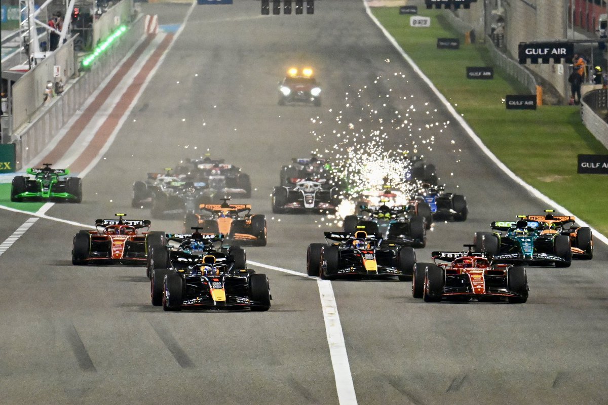 What a start! #F1 #BahrainGP