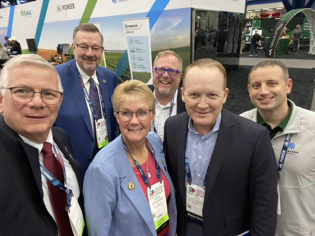 We’ve had a busy few days ⁦<a href="/ComClassic/">Commodity Classic</a>⁩ developing ⁦<a href="/NationalCorn/">National Corn (NCGA)</a>⁩ policy and meeting with industry leaders. Thanks to ⁦⁦<a href="/corteva/">Corteva Agriscience</a>⁩ for giving ⁦<a href="/iowa_corn/">Iowa Corn</a>⁩ time to discuss mutual issues. ⁦<a href="/rseed2010/">Jolene Riessen</a>⁩