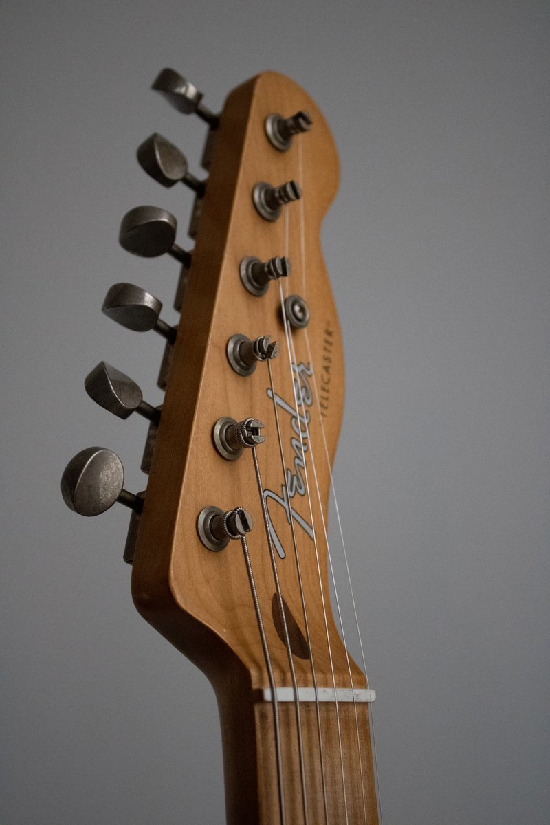 ATLBeerBrewer's tweet image. Ok folks. Moment of truth. I present the Bourboncaster! My completed tele build. I had something specific in mind and I simply made it happen! It is exactly as I imagined it and i am thrilled beyond measure with this!