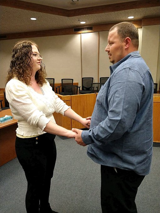 Congrats to my older sister and my bro in law finally after 15 years of dating https://t.co/sDP0EIOQ