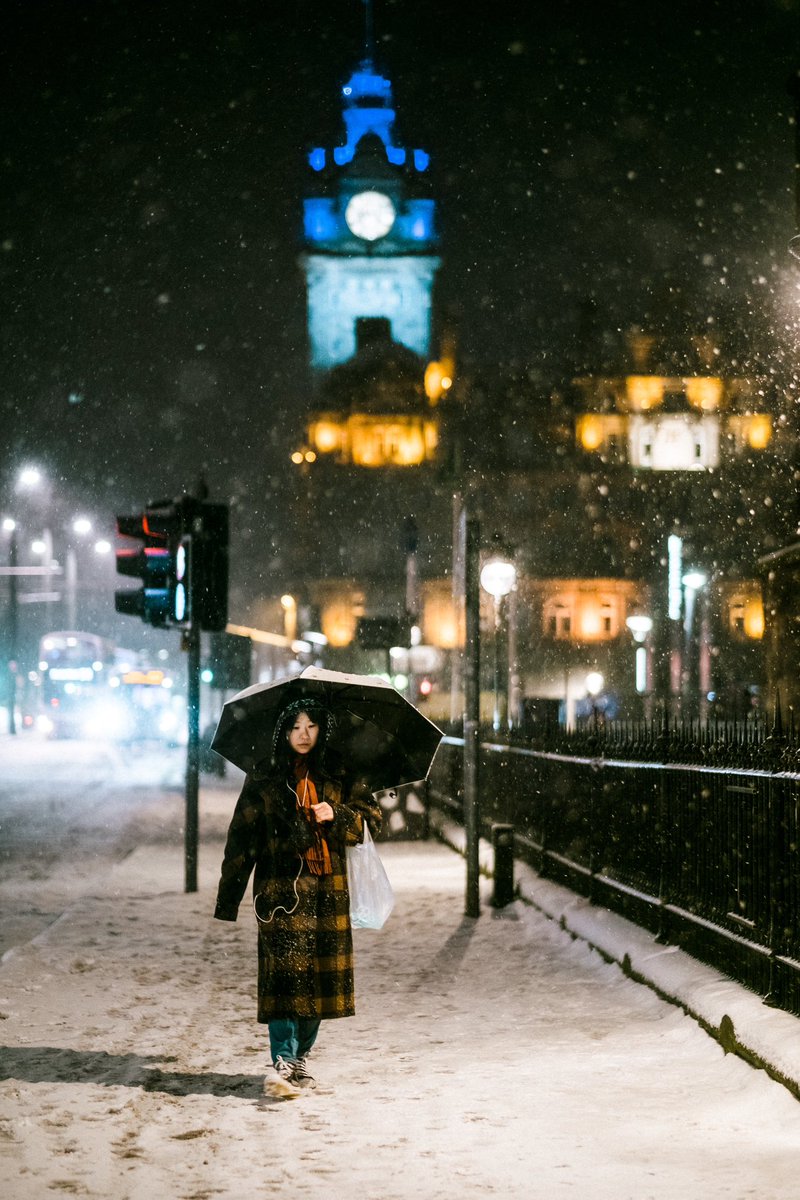 Edinburgh Nights #streetphotography #edinburgh
