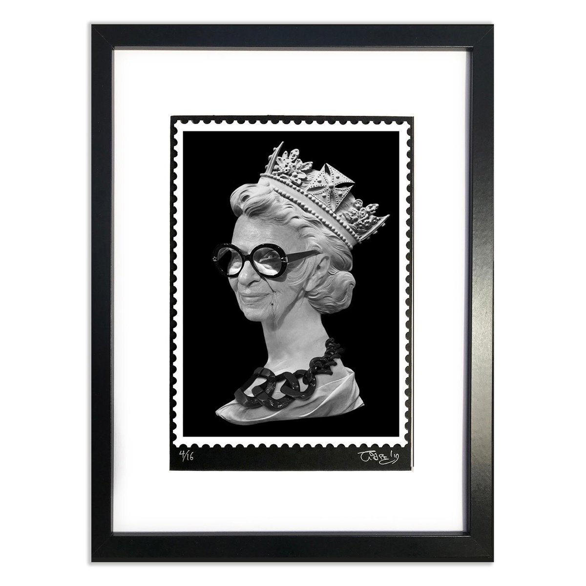‘I’m the oldest living teenager in the world’ 
RIP #IrisApfel 1921 – 2024 🙏

Image: Tide in collaboration with @JimmieMartin at @VilladiGeggiano 

Limited edition prints; small £290, large £1800 

#fashionicon #interiordesigner #fashiondesigner #actress #supportingcreativity #w4