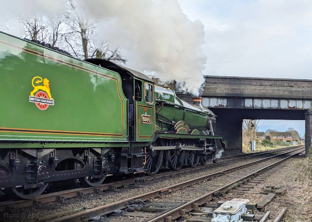 Passenger trains continue tomorrow, Sunday 3rd March 2024, with GWR Modified Hall 6990 'Witherslack Hall', British Railways Standard Class 5 73156, and a Metro-Cammell Diesel Railcar due in service. For details please see: buff.ly/43QCxGp #GreatCentralRailway