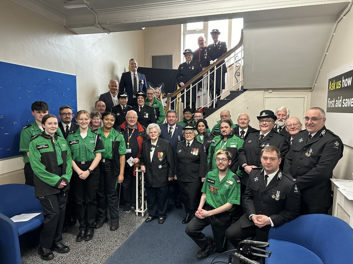 Paul Bytheway tweet media