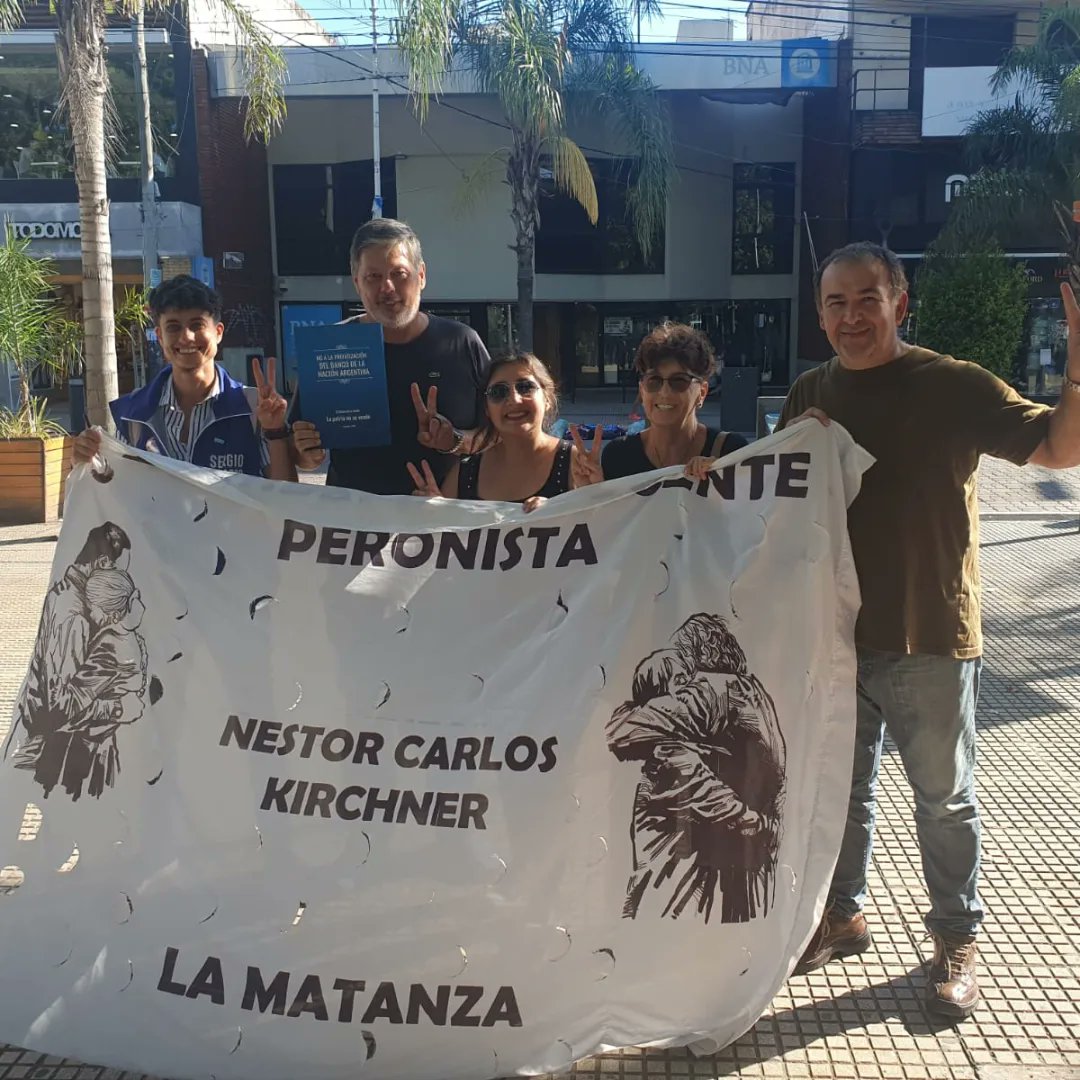 SaSa Testa tweet media