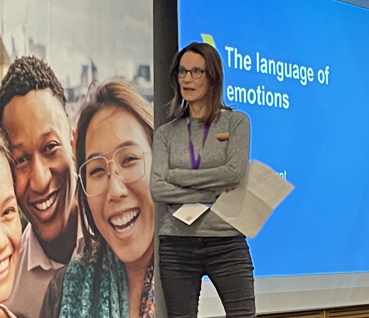 Susie Dent, our final #ELTconference speaker, takes a deep dive into the language of emotions. Did we feel boredom before Dickens used the word? “There are so many complexities and if we can articulate them what power we have,” she said. #UKELT