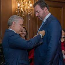 lFollowers2's tweet photo. Como se les ocurre nombrar a Gustavo Bolivar como director del DPS, si en la Picota hay un pabellón lleno de "Técnicos".🤭👇 https://t.co/wS3LTOcf6c