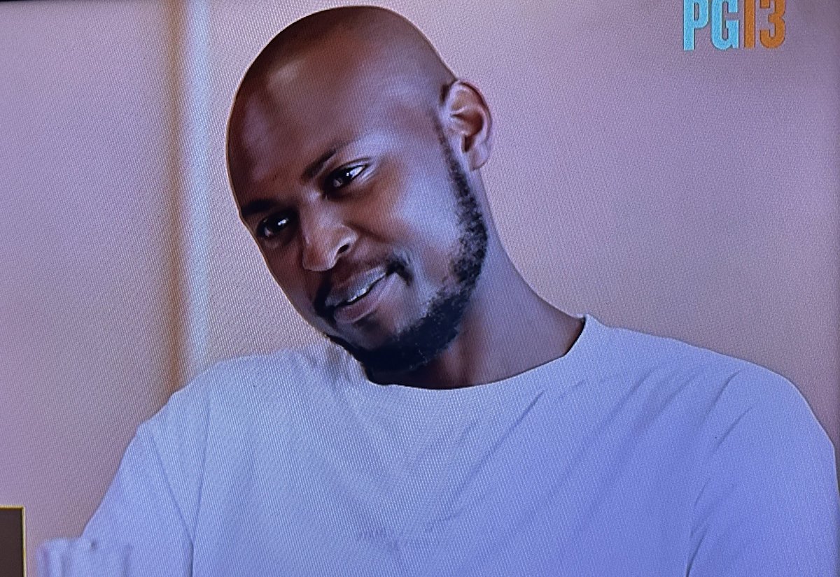 He is handsome 😍 There is something about dark men😍👌
#SingleAndMingle