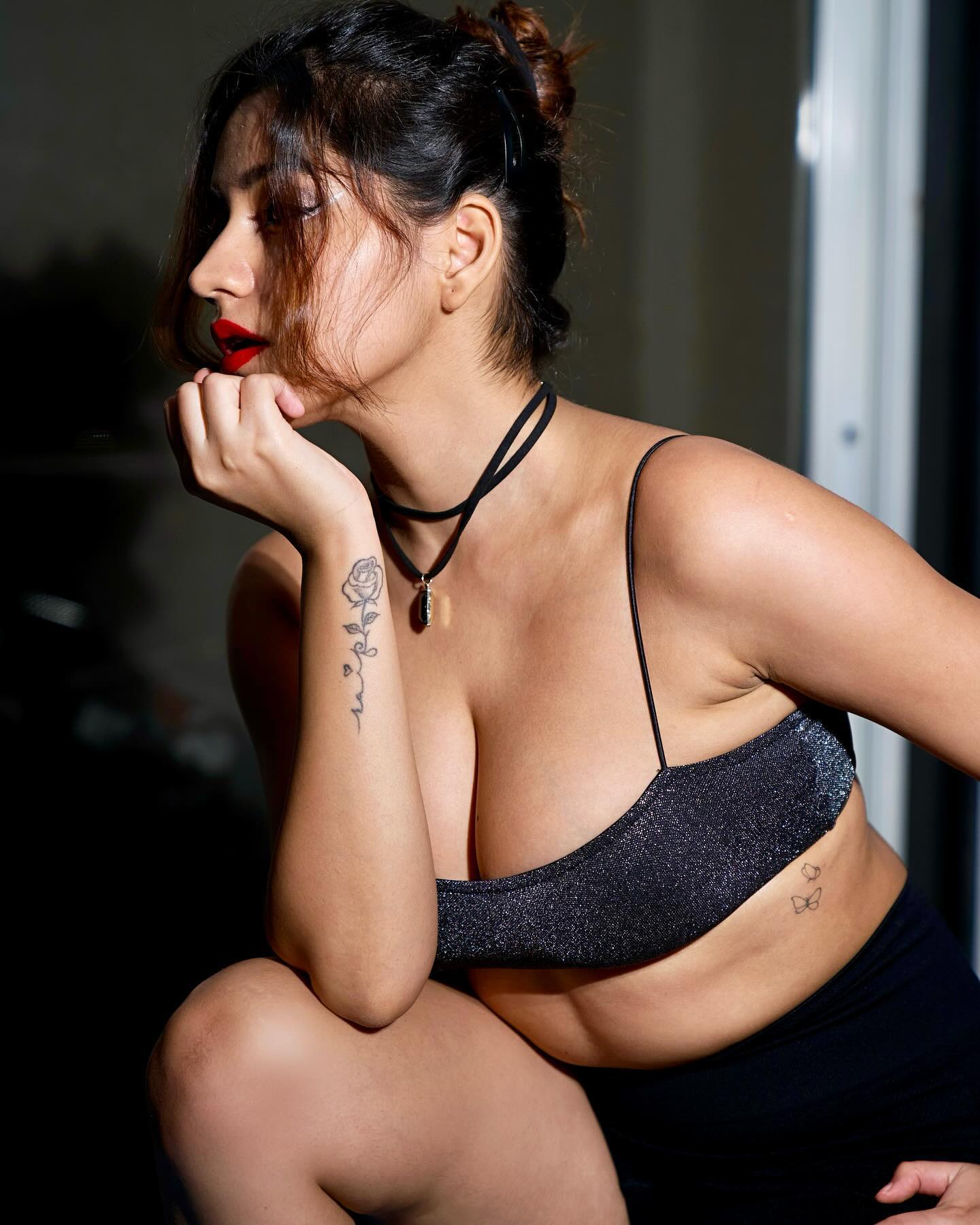 GHrf1RwawAAkH3W?format=jpg&name=large