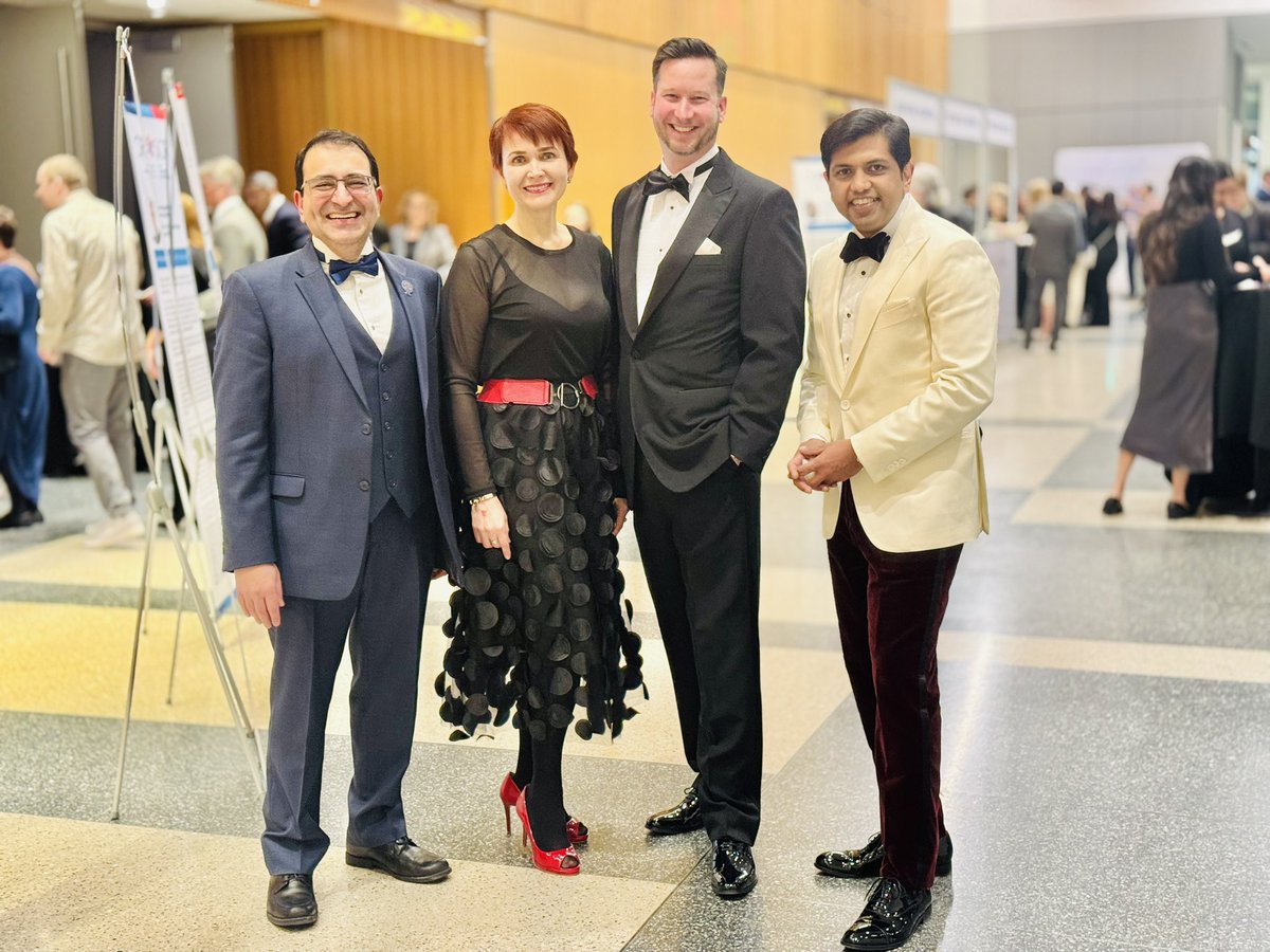 Had a great time interacting with the stars of @CRASCRRheum along the sidelines of the #ASM24. CRA members are not just brilliant clinicians, researchers and teachers but also the best dressed in the field!