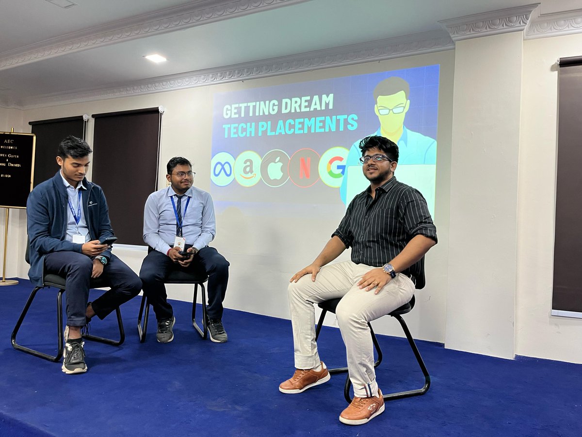 GDGCampusAEC's tweet photo. @GDSC_AEC hosted a session with @vg19988  and @PrayagDwivedi11  on DSA, placements, and profile building. 🚀💼

Thanks, Vivek Gupta and Prayag Dwivedi, for lighting our path. Let's excel together! 🚀✨ https://t.co/SSZs6GajRs
