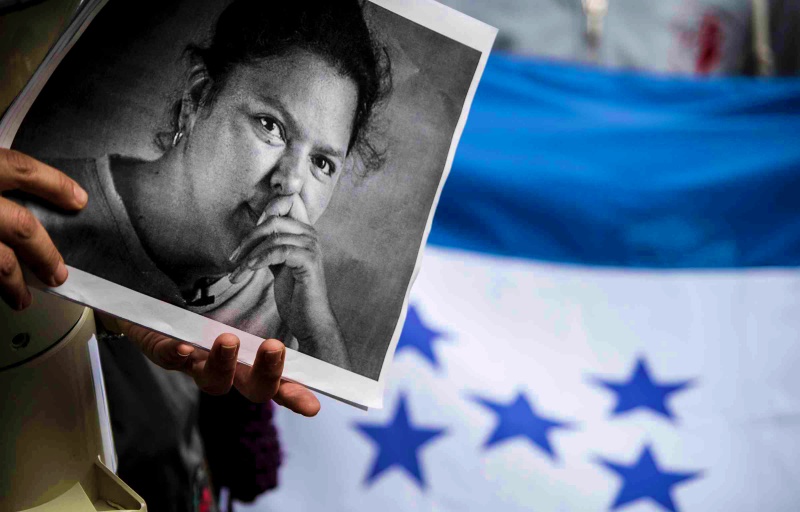 No olvidar a Berta @Nicaraguaymas

#BertaCáceres #BertaCáceresPresente #COPINH #DefensoradelaNaturaleza #Honduras #JusticiaParaBerta #PuebloLenca

radiotemblor.org/no-olvidar-a-b…