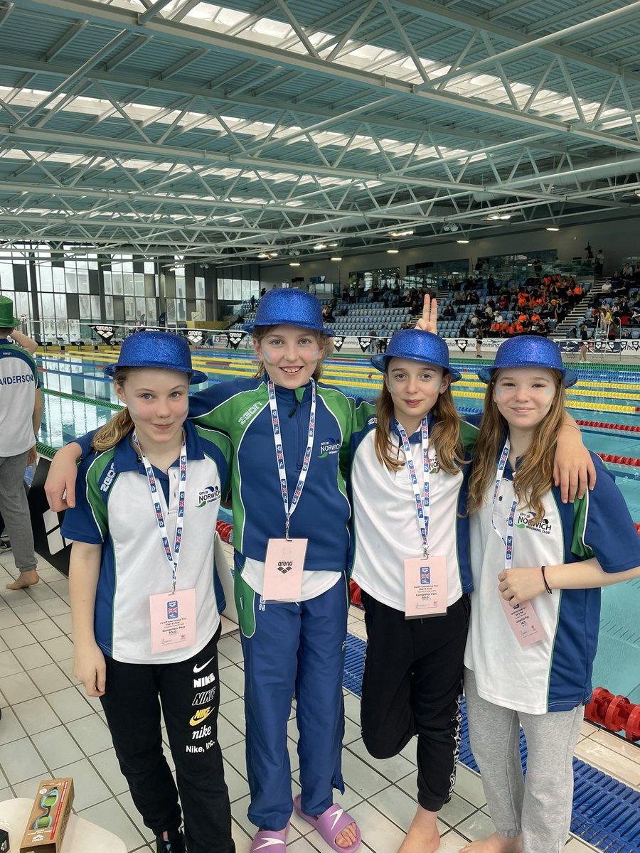 Miss Coombs tweet media