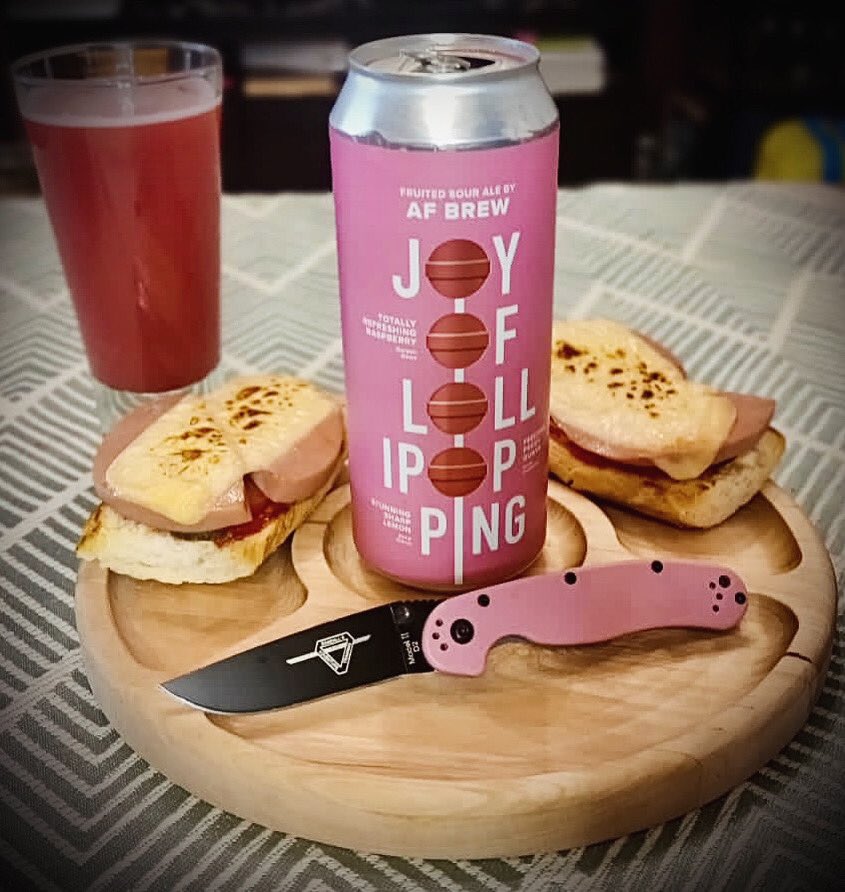 #home #saturday #relax #food #sandwich #grill #beer #sour #ale #afbrew @afbrew #joyoflollipopping #raspberry #guava #lemon #knives #knife #d2 #ontarioknives #rat2 #pink @ontarioknifecompany