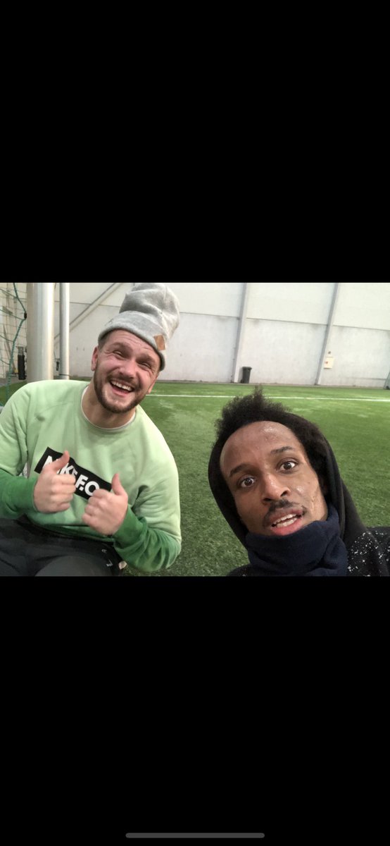 Amin Askar (@askaramin) on Twitter photo 🚨Brennhet Odd episode med Flamur Kastrati incoming.
Fyr løs med spørsmål.
Ikke skån han for Fagermo jokes😆
<a href="/OffisiellESF/">Eliteserien Fantasy</a> 🚨Brennhet Odd episode med Flamur Kastrati incoming.
Fyr løs med spørsmål.
Ikke skån han for Fagermo jokes😆
<a href="/OffisiellESF/">Eliteserien Fantasy</a>