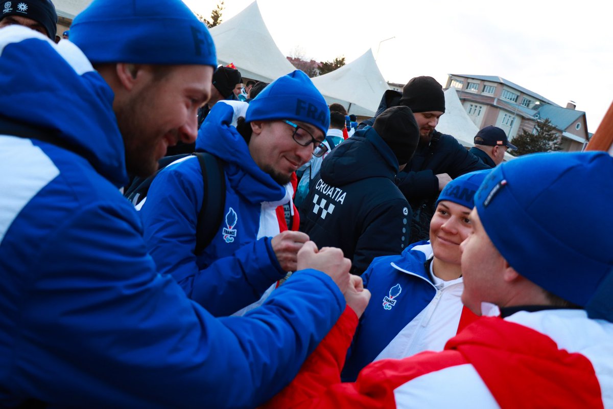 FRAparalympique's tweet image. La 20e édition des #Deaflympics d’hiver est officiellement ouverte ❄️