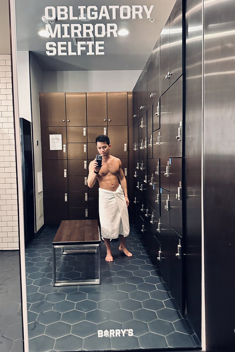 Shower, anyone? 🧼💦
 #barrys  #selfie #shower