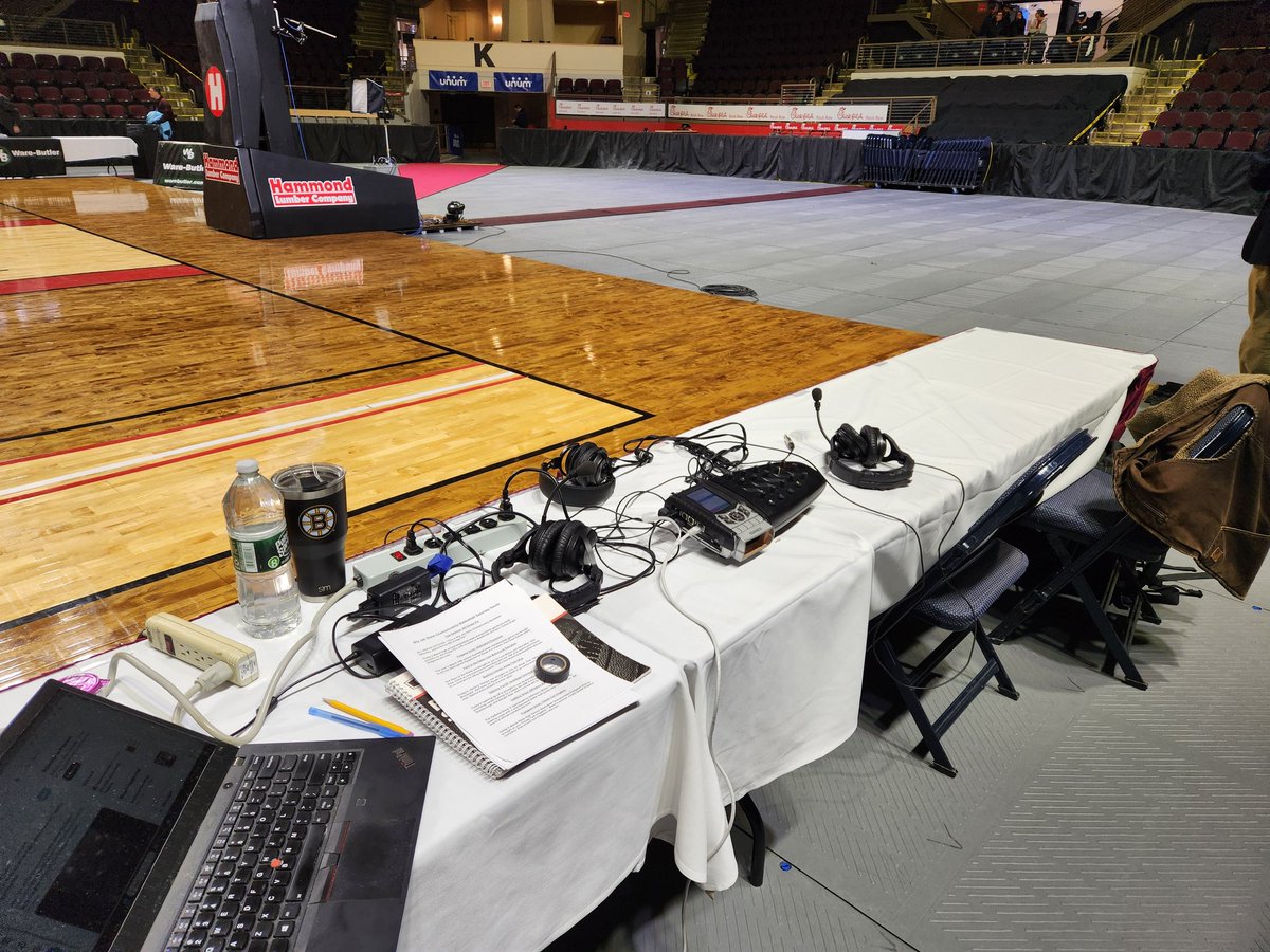 We're less than a half hour away from State Championship Basketball on @WJJBTheBigJab! @ConyRamsAth plays @BrunswickAD in the Girls A State Final first at 1:05 from @CrossArena. Join me and @taylormannix103 for the call at 12:30! #Tourney2024 #MEHSBasketball #mesports