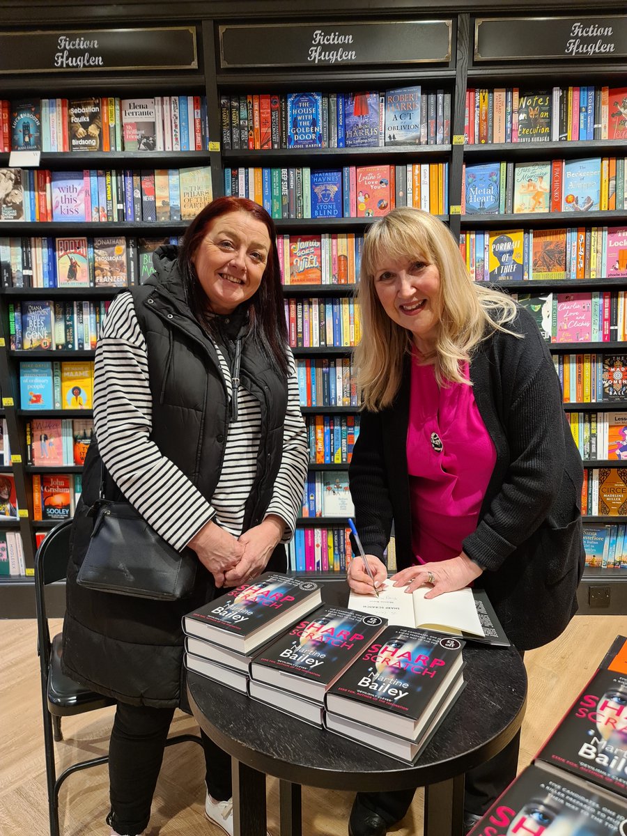 Thanks for having me again, @WrexhamWstones, it was lovely to meet #SharpScratch readers venturing through the sleet and chatting about Tuesday's book launch. And lots more book stock signed to the chorus of nearby @Wrexham_AFC 🖊️📚🎶