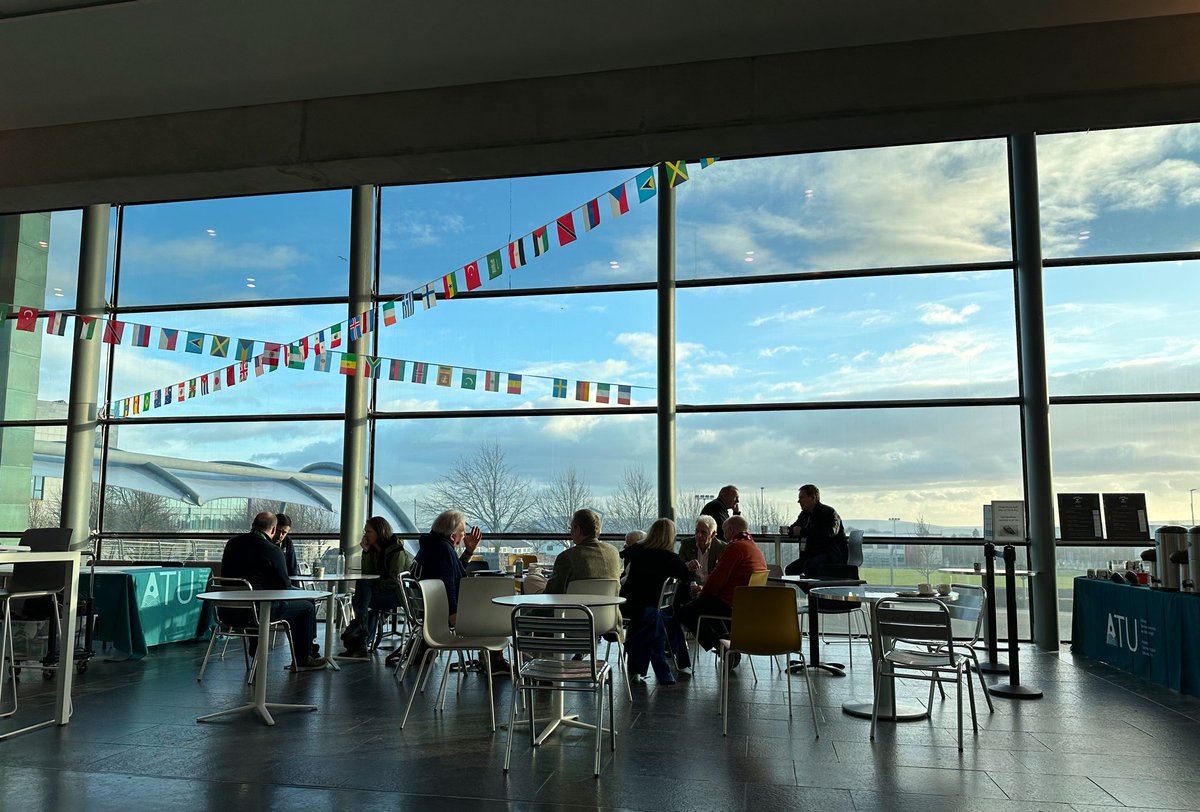 cesitweets's tweet image. Are you right there, folks? #CESIcon