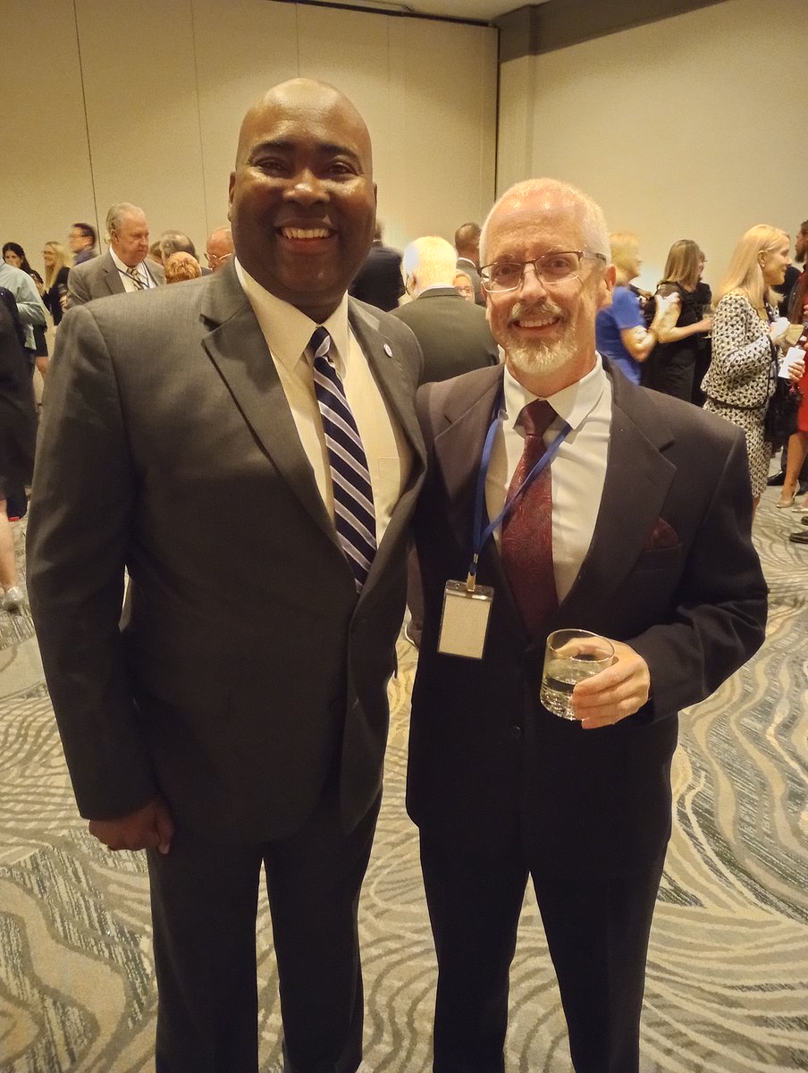 erikadastra's tweet photo. Meeting @harrisonjaime at the Dem Convention in St. Louis last fall was a highlight for me—inspiring speaker and an authentic, down-to-earth guy in person. It's unreal to imagine how much better things could be for us right now if he had edged out Lindsey Graham! #FuelHope https://t.co/tss7pbxCLc