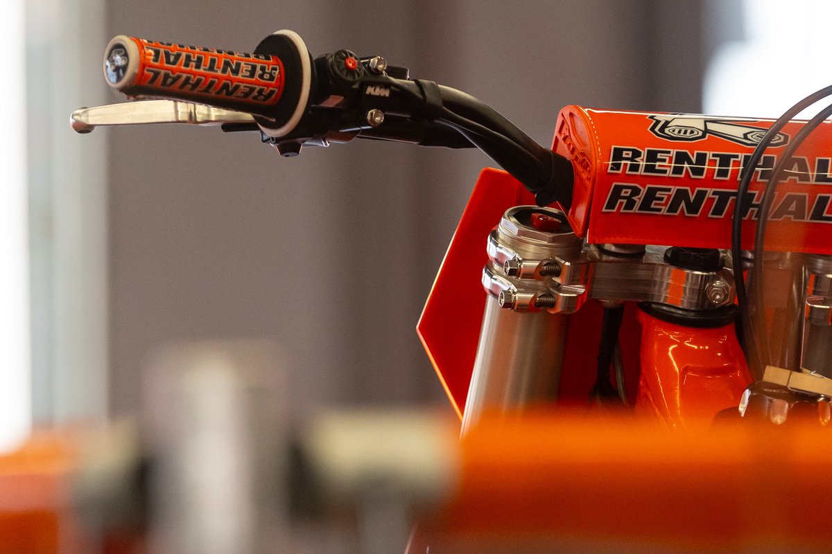 Michael Lindsay tweet media