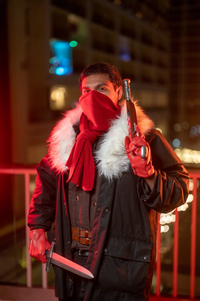 “Right where it hurts” 💥 It was fun getting to cosplay the lad the Highwayman from Darkest Dungeon! Dismas is my boi ✨

📸: FelixWongPhotography (IG) 

#darkestdungeon #redhookgames #indiegame #rougelike #backtothepit #MAGFest #cosplay #highwayman