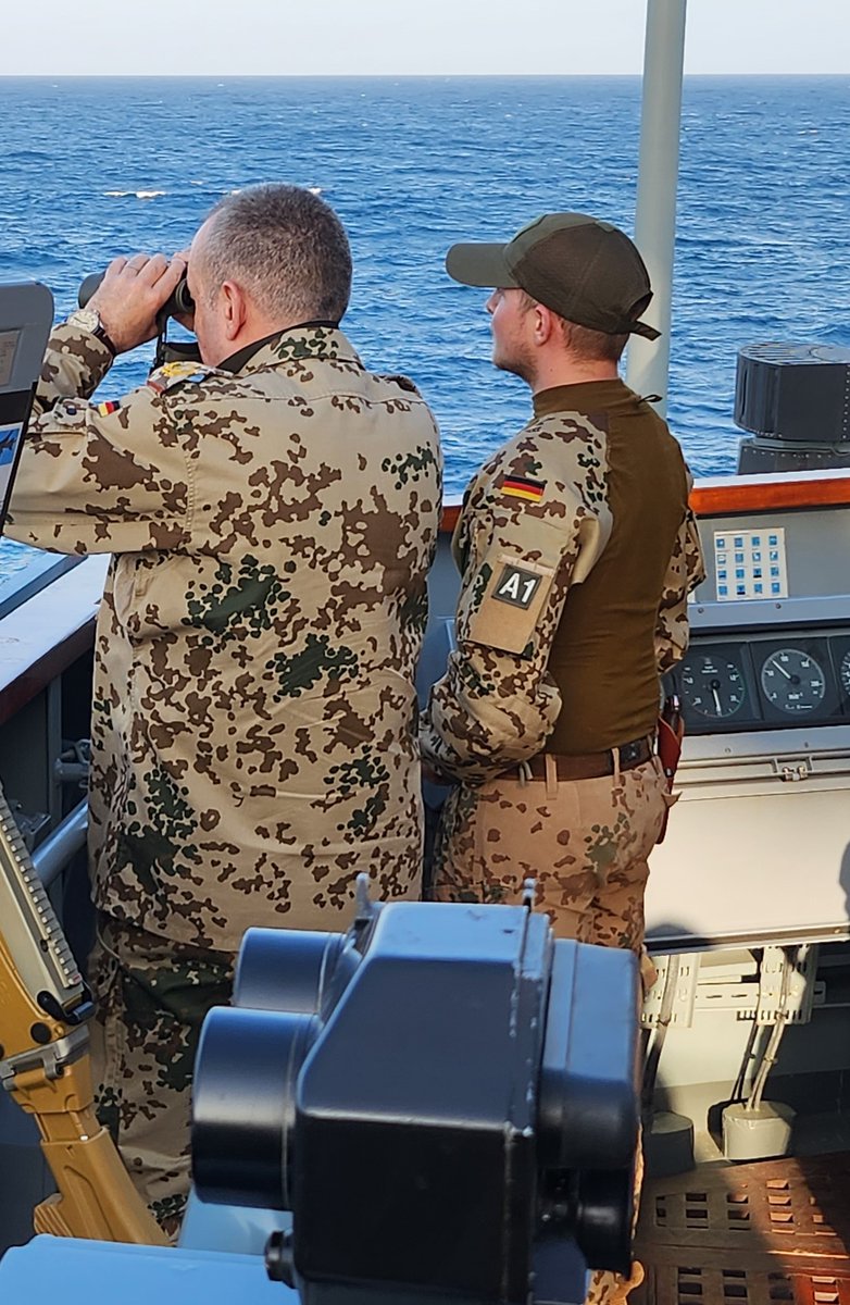Bundeswehr im Einsatz (@bw_einsatz) on Twitter photo Heute verschaffte sich <a href="/BundeswehrGI/">General Carsten Breuer</a> Carsten Breuer auf der #FregatteHessen im Roten Meer bei der #BundeswehrimEinsatz einen persönlichen Eindruck. Im Gespräch mit der Besatzung erhielt er ein aktuelles Lagebild zu #EUNAVFOR #Aspides. Heute verschaffte sich <a href="/BundeswehrGI/">General Carsten Breuer</a> Carsten Breuer auf der #FregatteHessen im Roten Meer bei der #BundeswehrimEinsatz einen persönlichen Eindruck. Im Gespräch mit der Besatzung erhielt er ein aktuelles Lagebild zu #EUNAVFOR #Aspides.