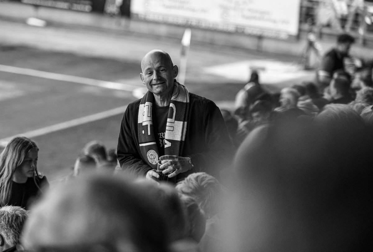 viborgff's tweet photo. Det er alt, alt for tidligt 😢

Hvil i fred, Søren Pape Poulsen 💚🤍 https://t.co/hV4dqcTKaI