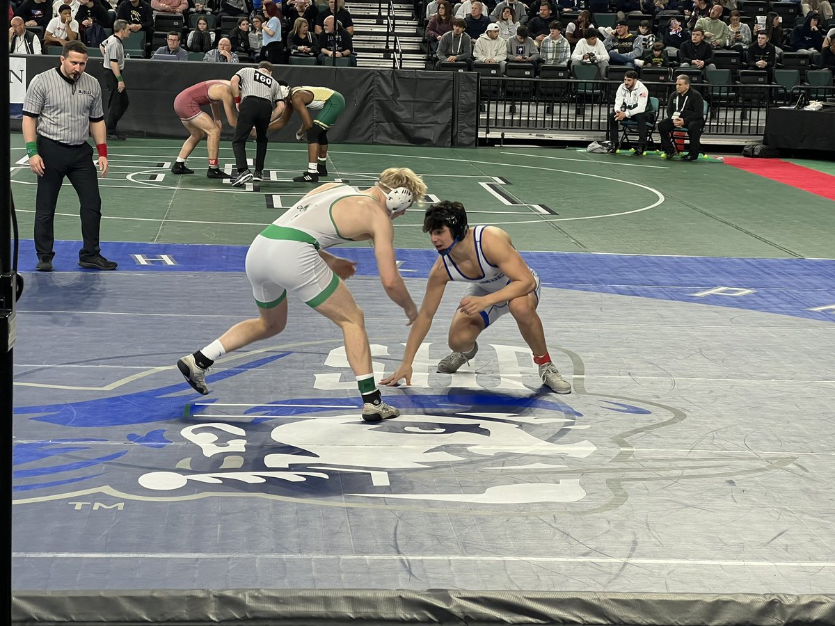 Congratulations true sophomore <a href="/AlexReyes80/">Alex Reyes</a> on am exciting consi win to take 7th at the NJSIAA State Wrestling Tournament!!  <a href="/HolmWrestling/">Holmdel HS Wrestling</a> <a href="/HolmdelHornets/">Holmdel Athletics</a> <a href="/HYAAWRESTLING/">HYAA WRESTLING</a>