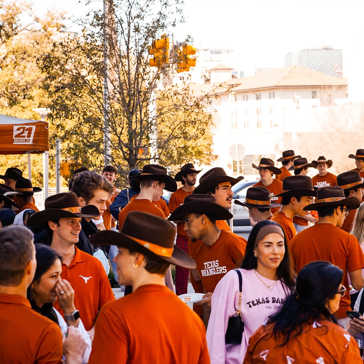 welcome to our (pj) party 🤘

#HookEm | <a href="/TheCorralUT/">The Corral</a>
