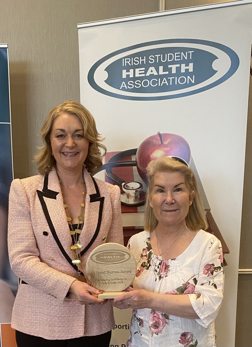 Congratulations to Theresa Lowry Lehnen @lehnent, #nurse @SETUIreland #CarlowCampus for winning the ‘Dr David Thomas Award’ for outstanding contribution to 3rd level #studenthealth 2024. #DrDavidThomasAward Irish Student Health Association Conference 2024, hosted by @atusligo_ie
