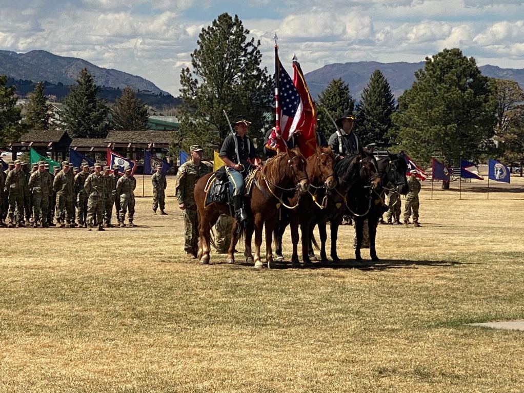mediocre_ethan's tweet image. Now that I’m out of the Army and this job is over I feel comfortable talking about it. For the last almost two years in the Army I have been on the Fort Carson Mounted Color Guard(FCMCG). A ceremony unit that I sought out and tried out to join.