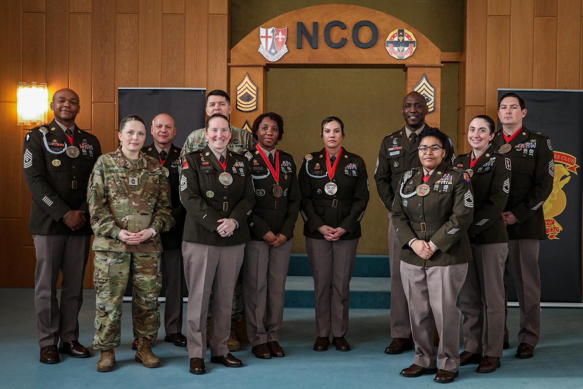 #ICYMI #Team21 held a leaders professional development and the Sgt. Morales Club induction ceremony at Sembach Chapel, March 1.
Please join us in congratulating the two newest Sgt. Morales Club inductees, Sfc. ZaNyah Sameen Kabbaj-Spates and Csm. Nancy Sainz. https://t.co/Db0N5RYI3d