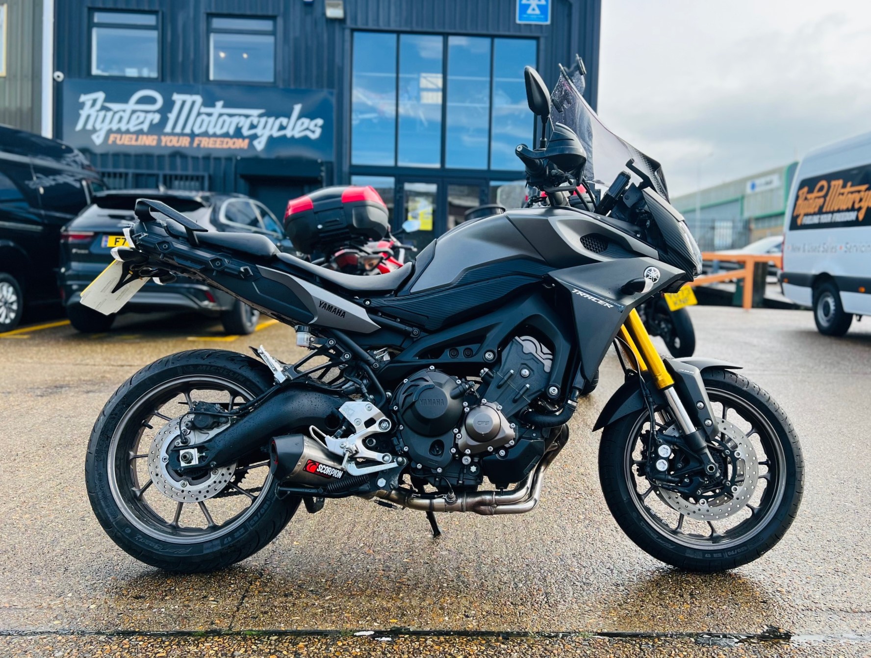 Scorpion top tracer 900