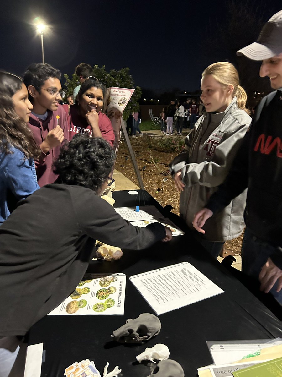 Jessica Light (@je_light) on Twitter photo @tamueeb #DarwinDay was a hit! Thanks to my awesome team of students for educating the masses about #mammals (names in #alttxt) <a href="/tamueccb/">TAMU Ecology & Conservation Biology</a> <a href="/alizeltzin/">Ali Zeltzin Lira</a> <a href="/DavidAjileye/">Oluwaseun Ajileye</a> @tamueeb #DarwinDay was a hit! Thanks to my awesome team of students for educating the masses about #mammals (names in #alttxt) <a href="/tamueccb/">TAMU Ecology & Conservation Biology</a> <a href="/alizeltzin/">Ali Zeltzin Lira</a> <a href="/DavidAjileye/">Oluwaseun Ajileye</a>