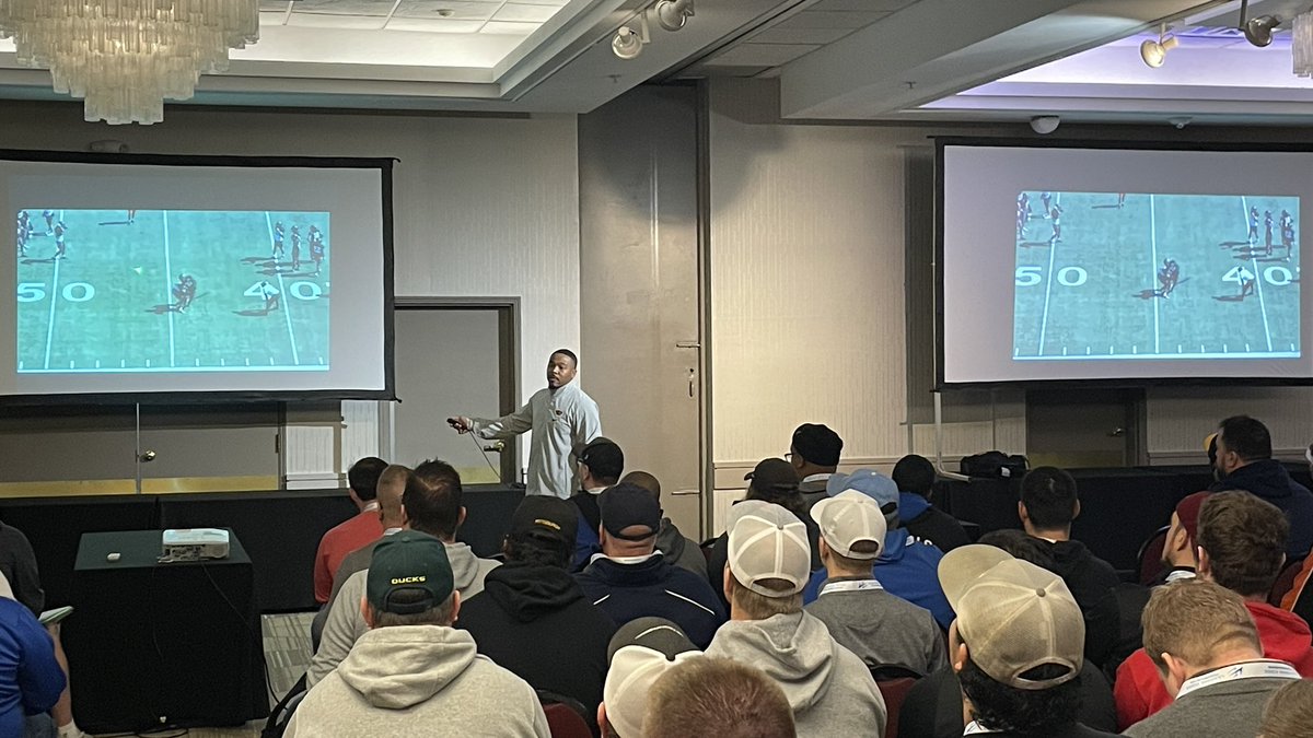 🔥 Presenters Killin’ it at the morning sessions of #NikeCOYPDX2024