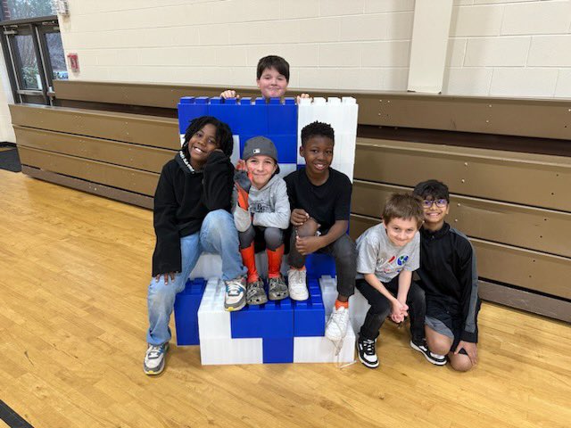 GettingSTEMDunn's tweet image. GA STEM Day @ McGarity: The Science of Toys!