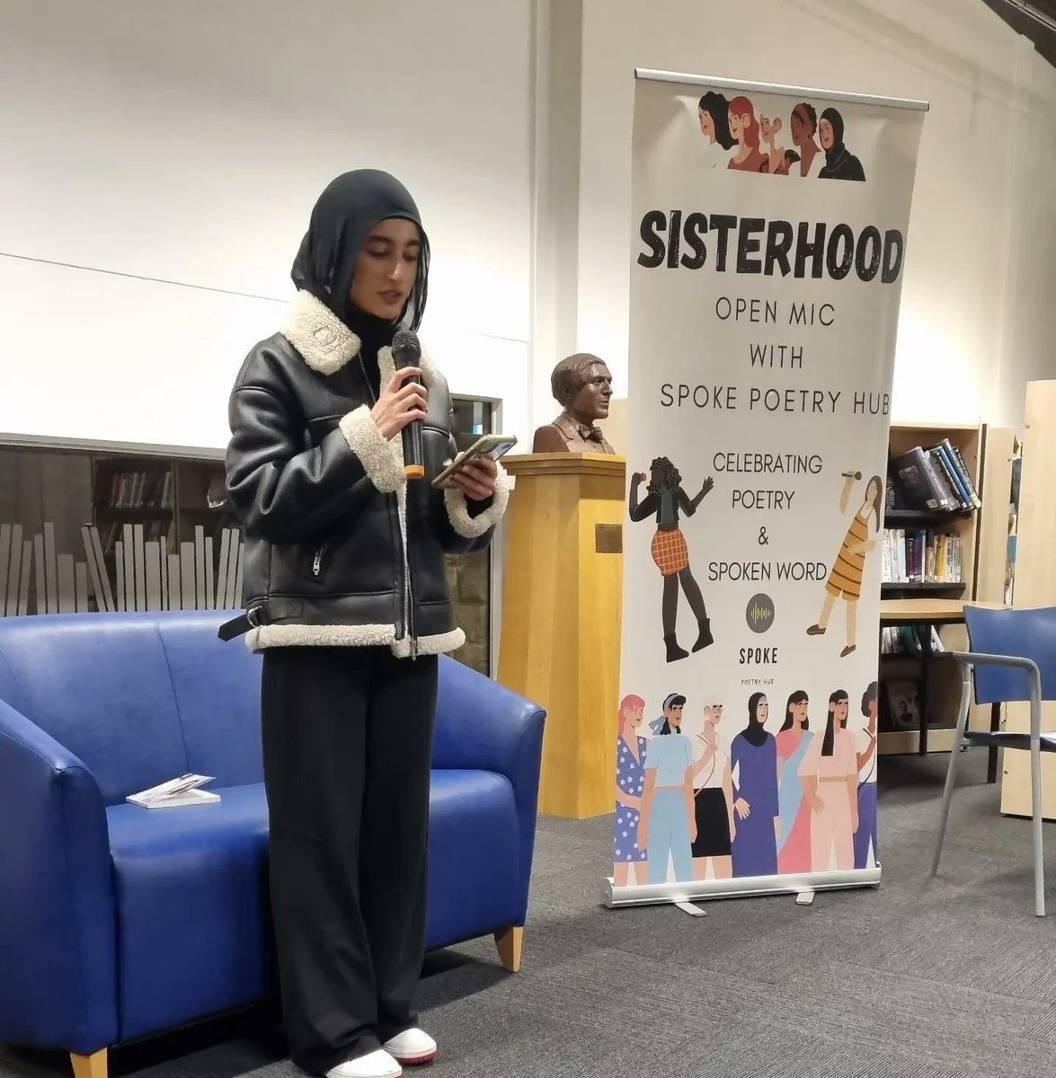 Today, we celebrated Sisterhood Open Mic as a special edition as part of @WOWisGlobal with thanks to @bradfordmdc for supporting our event. 
A huge thanks to @bradfordlibs247 and @sharenaleesatti for a wonderful evening.

#Bradford #poetry #wowwomen #wowgirls #WritingCommunity