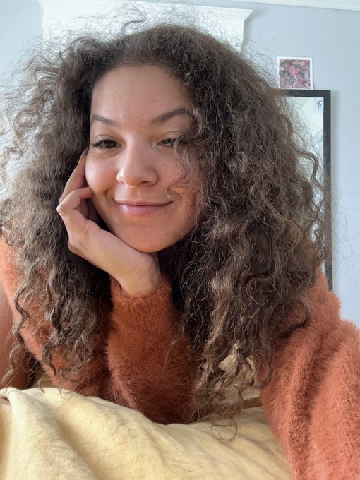 I'm simply too perfect for you.   Rank ass findom pigs will NEVER know the touch of a real goddess like