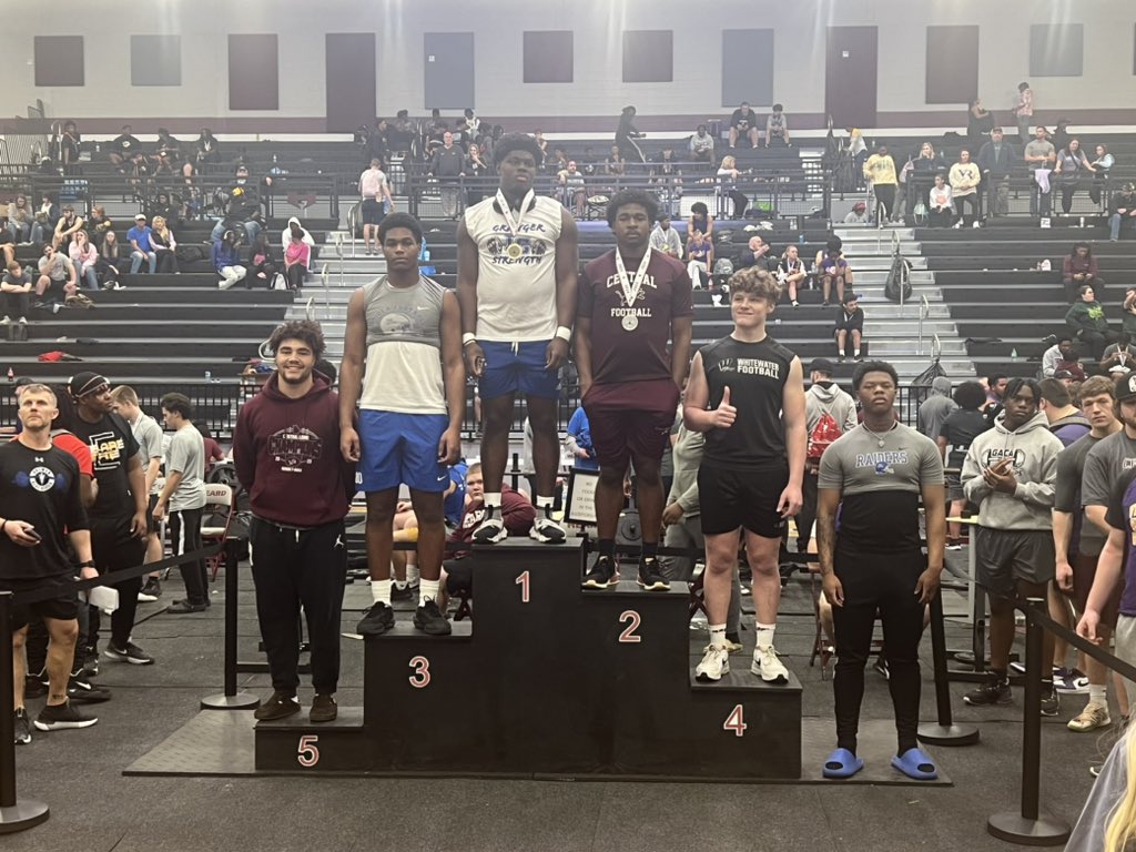 Ty Brewer in 5th and Jonaz Walton in 2nd placed in the 225lb weight class.