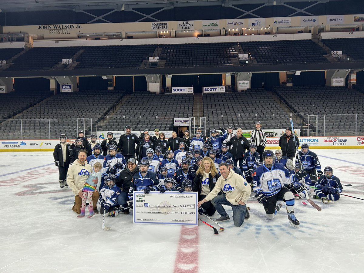 Kicked off #HockeyIsForEveryone night with <a href="/specialhockeylv/">LV Polar Bears</a>! 

<a href="/LVWinterClassic/">LV Winter Classic</a> | #OurValleyOurHome