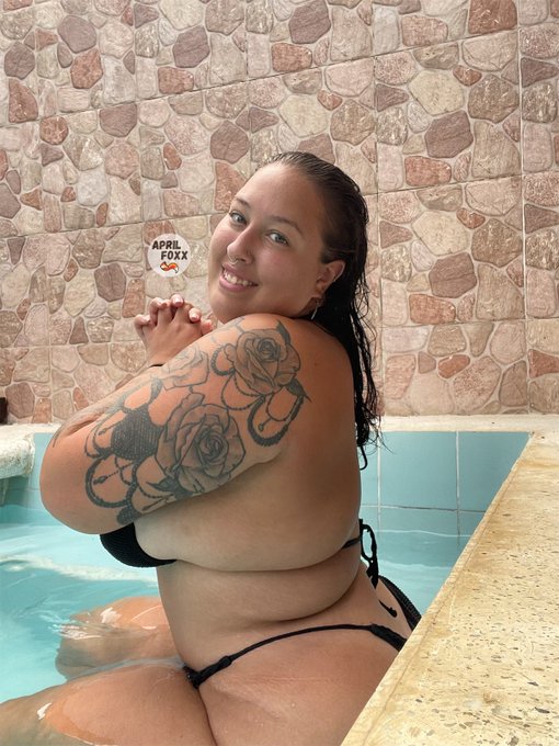 Rt if you’d fuck me ? https://t.co/mBZeu3uHlf