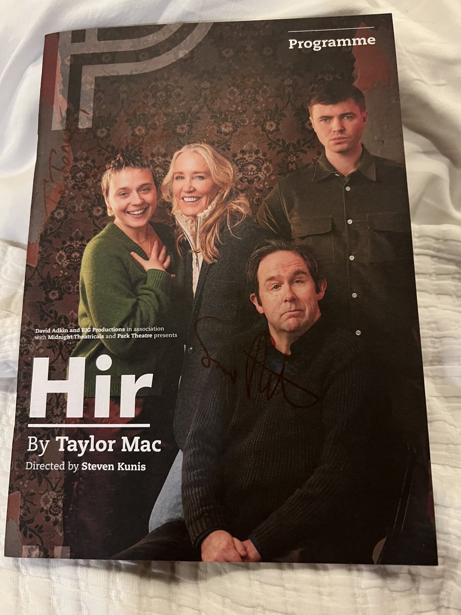 With the cast of Hir at the @ParkTheatre in London tonight. What a gem of a show. Blown away by each and every performance. Wow. Please, if you have a chance to see this before the show’s run ends, do yourself a favour and go, go, go. #felicityhuffman #hir #theatre #london