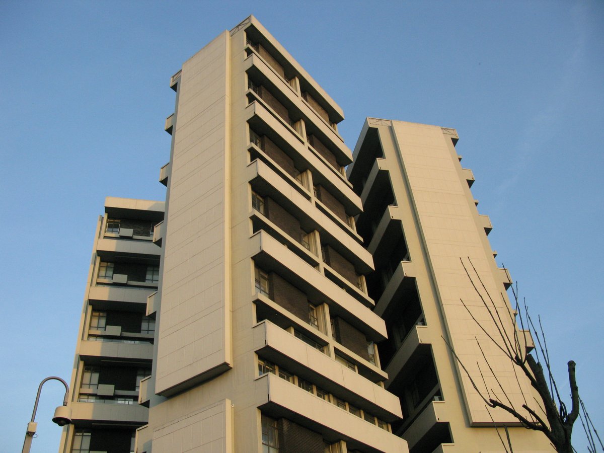 •
Keeling House
Bethnal Green
Photo: TBH (2014)