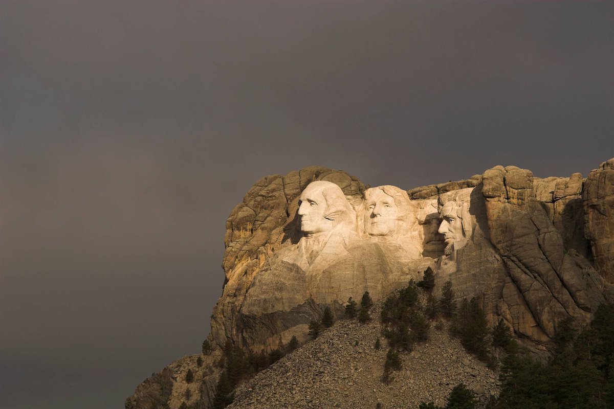 Did you know our Carvers’ Cafe was certified as a 4-Star Green Restaurant by the Green Restaurant Association? Learn more: loom.ly/TU_PLZw #MtRushmore #MountRushmore #VisitSouthDakota #SouthDakota #XanterraTravel