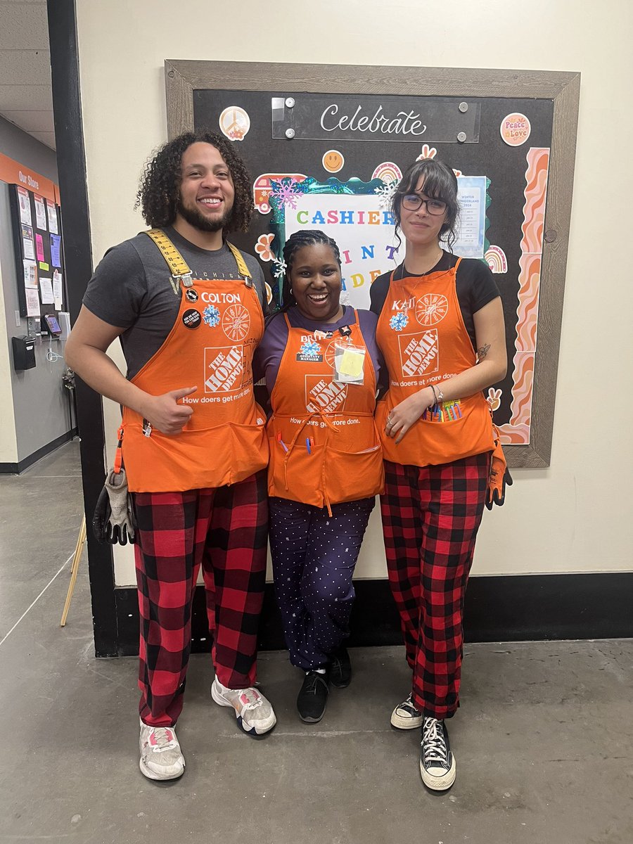 Britanya Smith (@britanya_smith) on Twitter photo This past week I said “see you later” to my #Powerhousepowder store family after three years of learning, growing ,developing & lots of Fun on the job. I am grateful for our time together! <a href="/BenMcDonald369/">Ben McDonald</a> <a href="/tarnsandhu6940/">Tarn Sandhu</a> <a href="/kaleself/">Kaleself</a> <a href="/n_razmon6941/">Razmon N</a> This past week I said “see you later” to my #Powerhousepowder store family after three years of learning, growing ,developing & lots of Fun on the job. I am grateful for our time together! <a href="/BenMcDonald369/">Ben McDonald</a> <a href="/tarnsandhu6940/">Tarn Sandhu</a> <a href="/kaleself/">Kaleself</a> <a href="/n_razmon6941/">Razmon N</a>