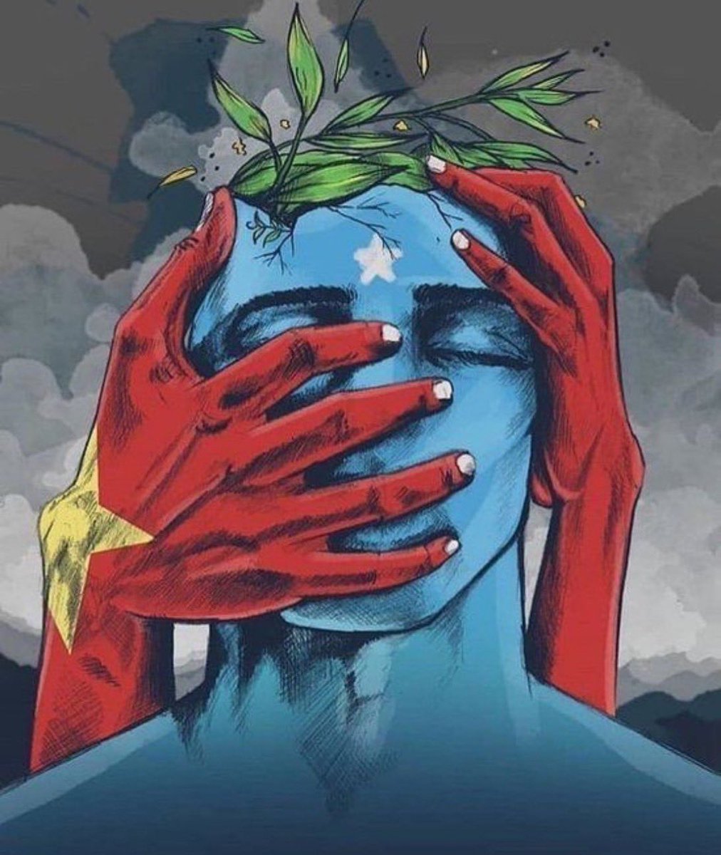 Gök bayraktan Al bayrağa,
Ata yurttan ana yurda.
Haber salın tüm dünyaya,
Duyan yok mu Doğu Türkistan'ı? 

#freeUyghurs