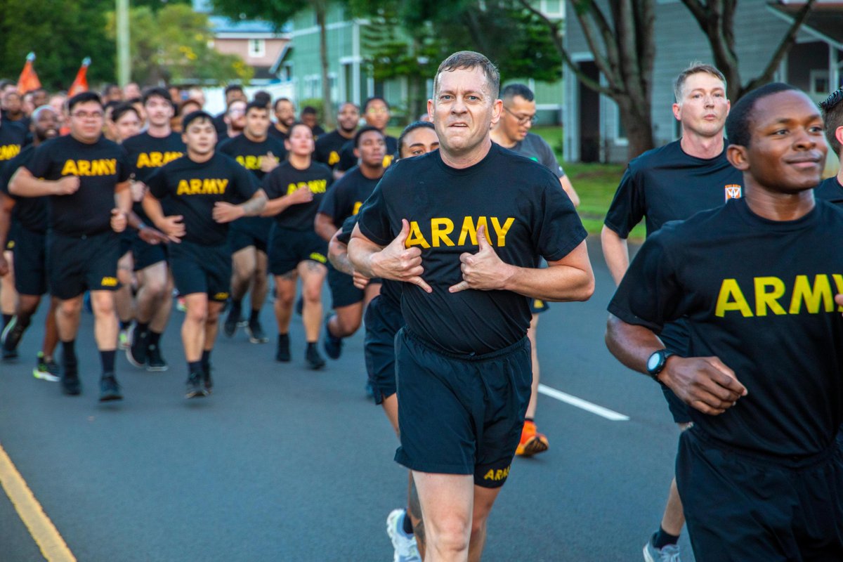 ⚡ #StrengtheningTheArmyProfession ⚡ 

Yesterday, Pacific Signal Week finished strong with a sunrise run!