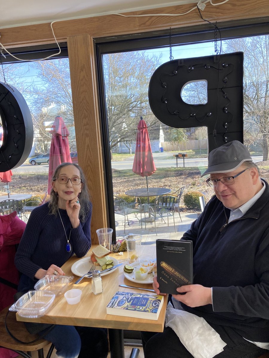 Joyce Carol Oates tweet media